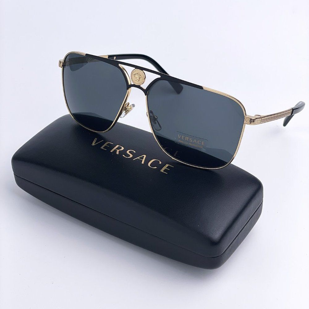 New Versace Ve2238 143687 Gold Matte Black Gray Rectangle Metal Men Sunglasses